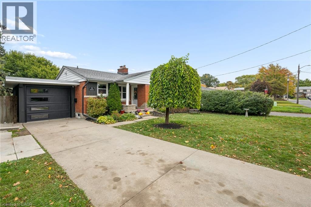 16 DOWNEY Street — photo 2