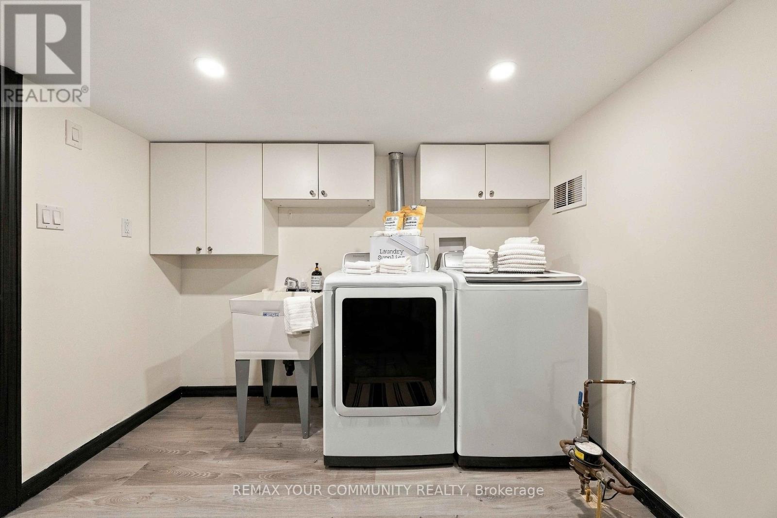 263 WAVERLEY ROAD - 26
