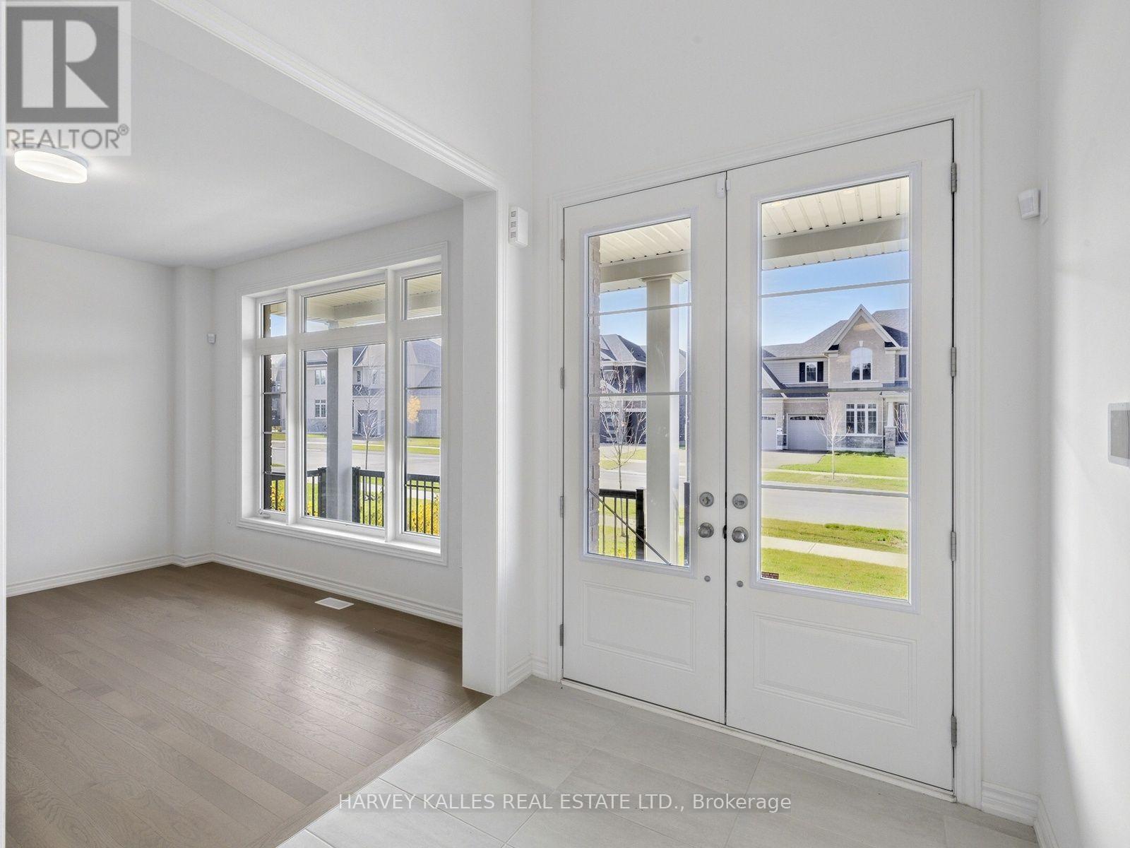31 Ironwood Trail, Adjala-Tosorontio photo 4