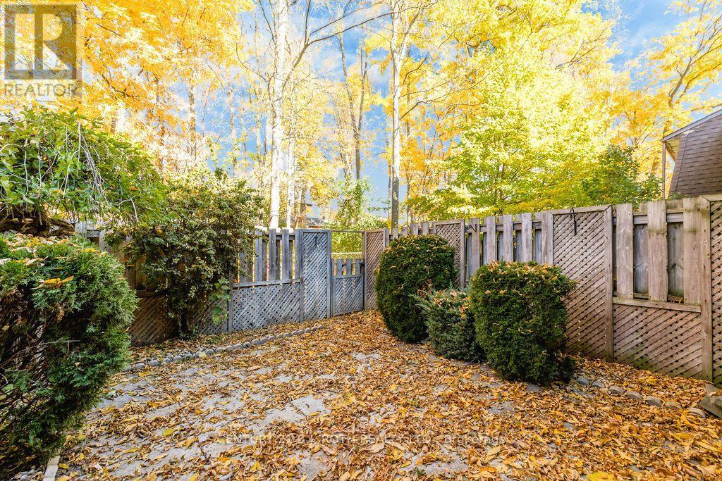 19-360 Blake Street, Barrie photo 3