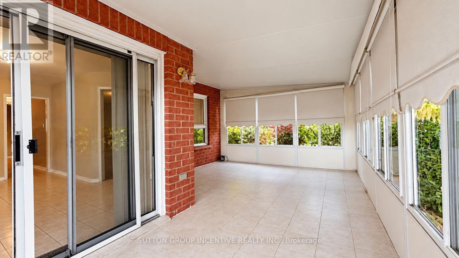 341 Livingstone Street, Springwater photo 9