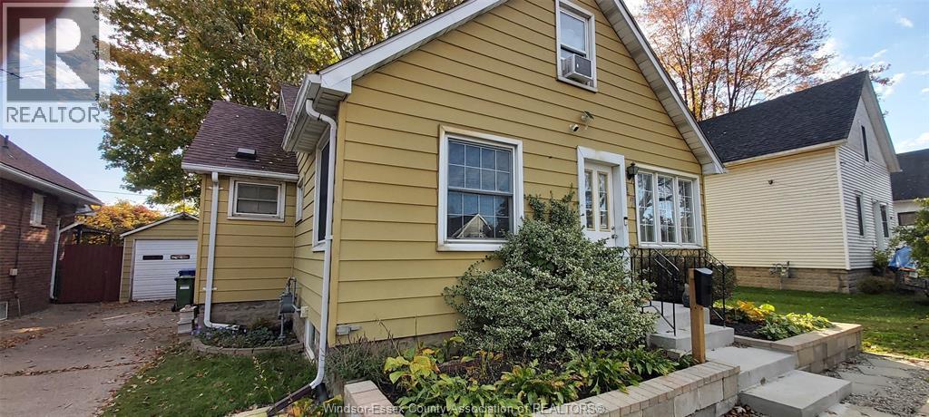 42 WESTMORELAND AVENUE, Leamington