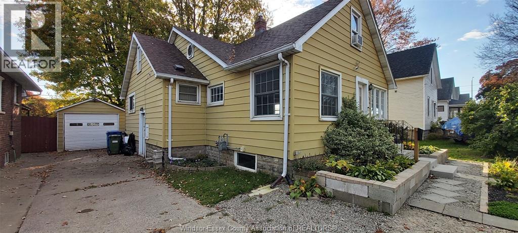 42 WESTMORELAND AVENUE, Leamington — photo 4