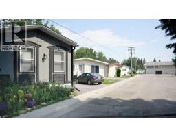 700 Carmichael Lane, Hinton — photo 3