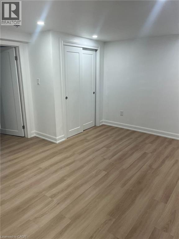 42 WOODMAN Drive S Unit# Lower, Hamilton — photo 11
