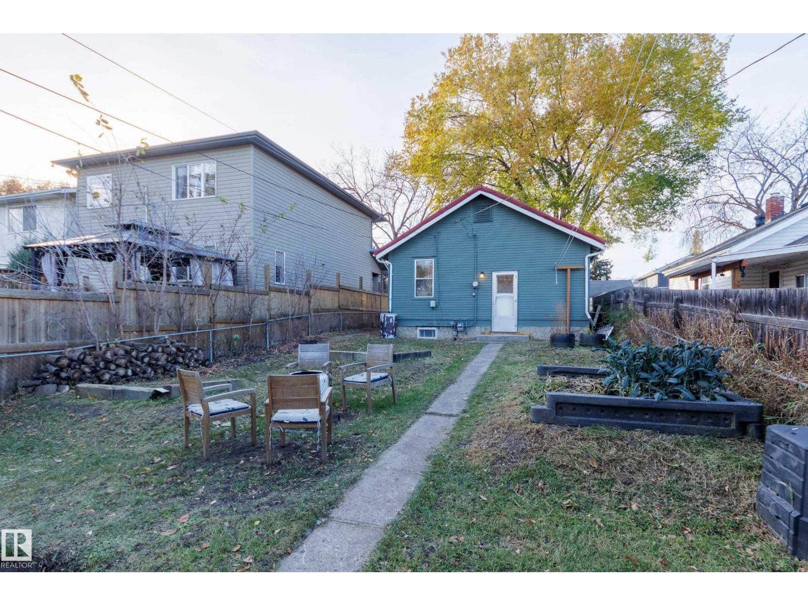 11933 63 Street NW, photo 25
