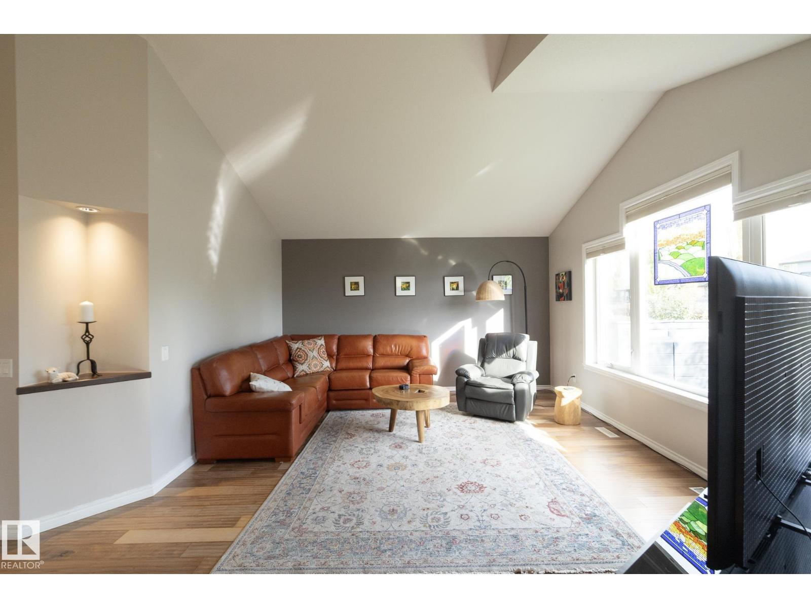 53 Sandalwood Place, photo 23