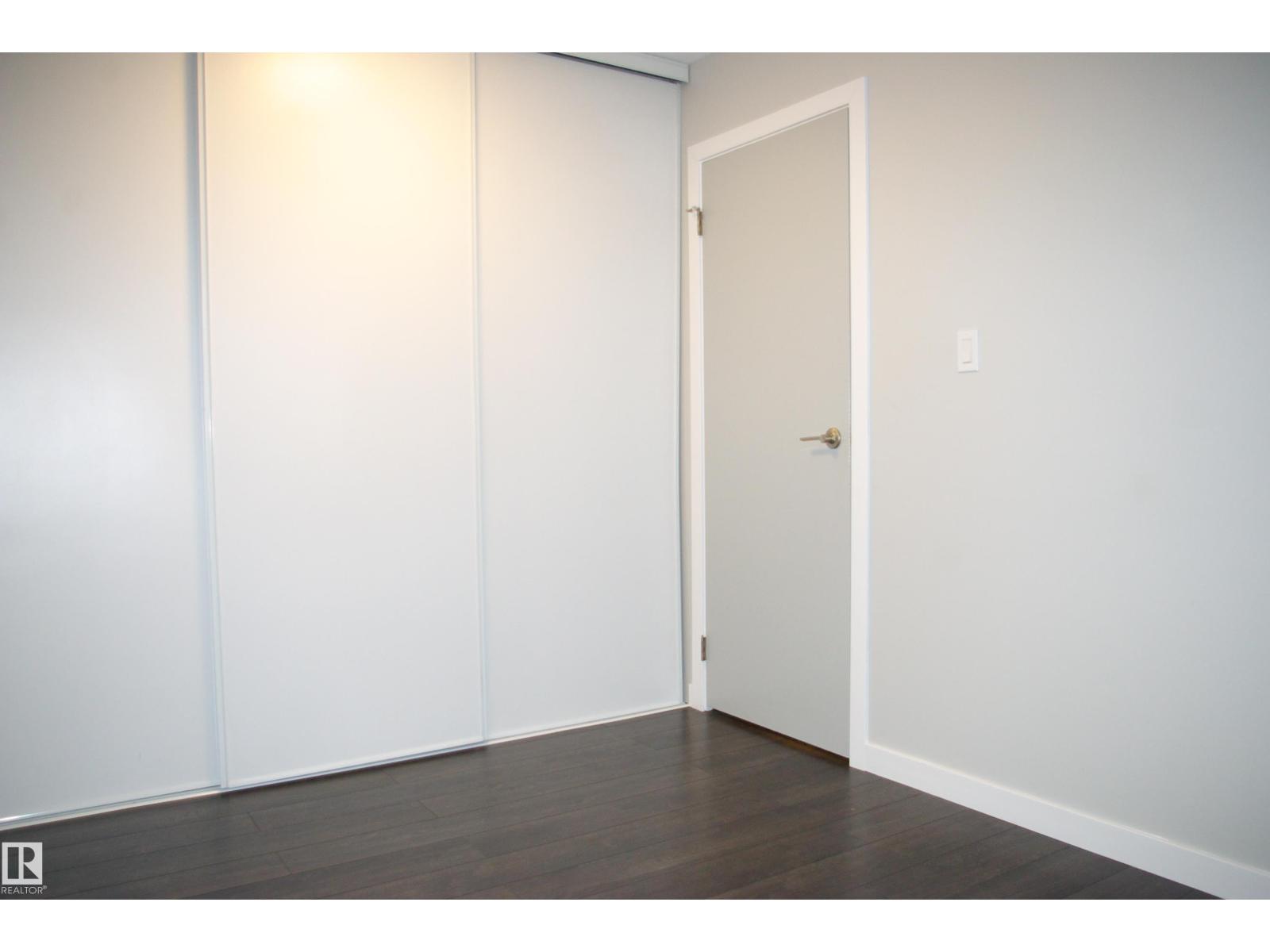 Property photograph 24 for MLS E4514592
