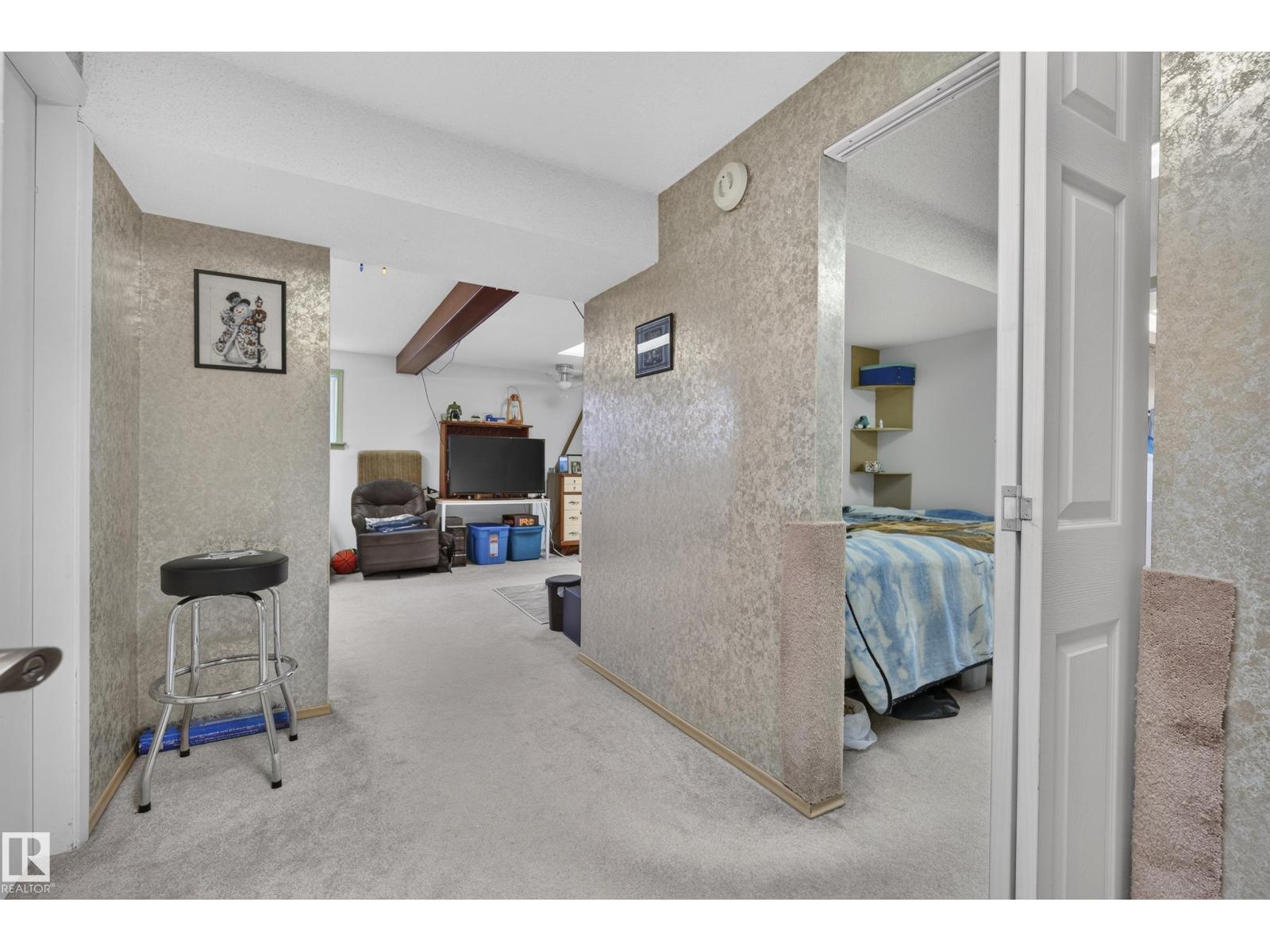 19 Belleville Avenue, photo 30