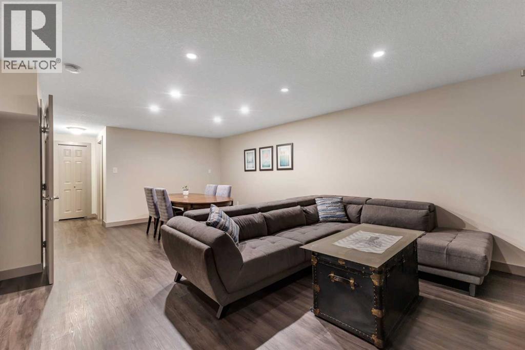 Property photograph 23 for MLS A2355217