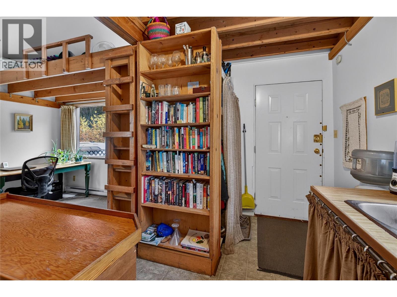 7275 Tillicum Road, Vernon - Image 1