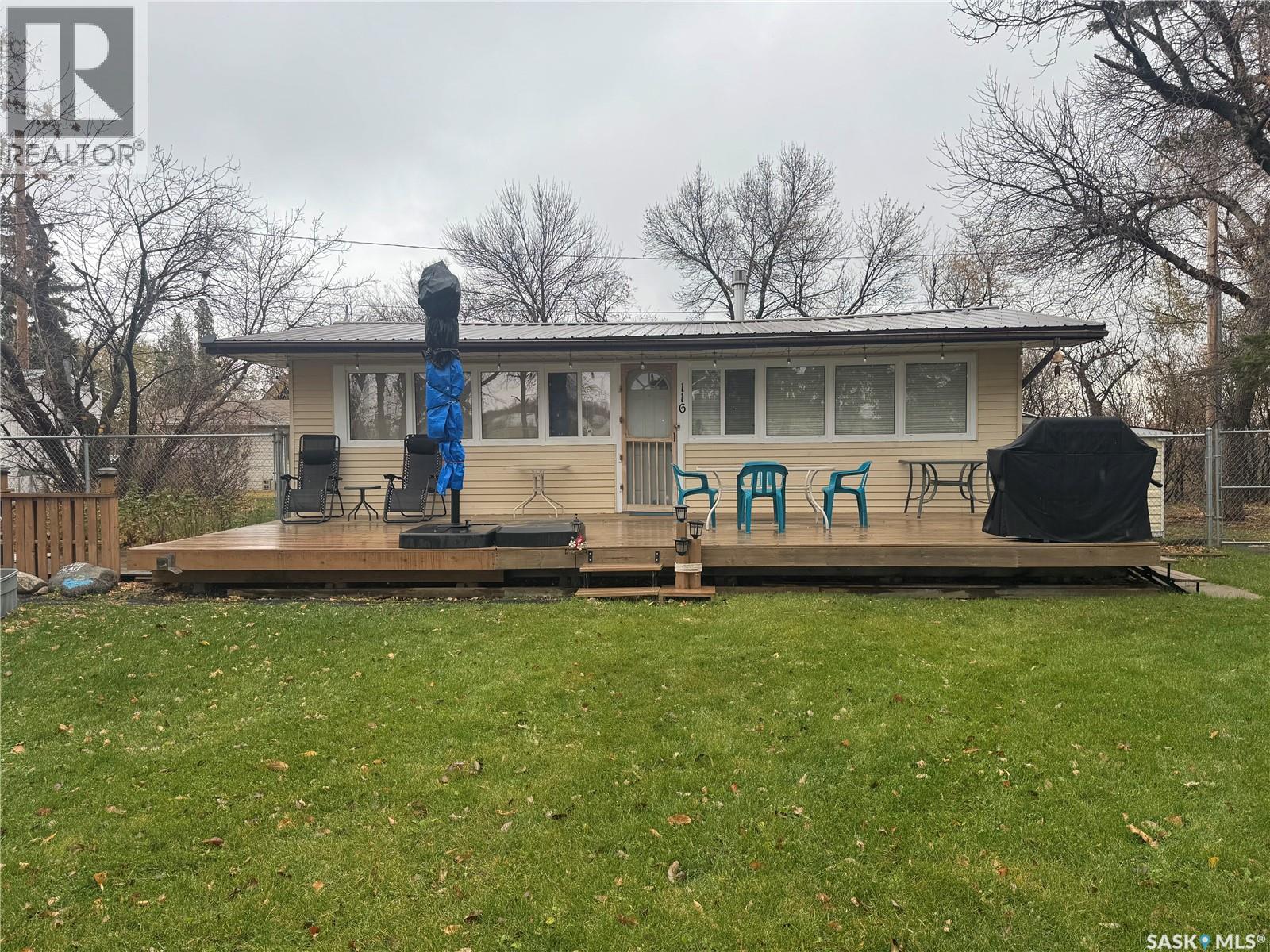 116 Nicoll AVENUE, Regina Beach