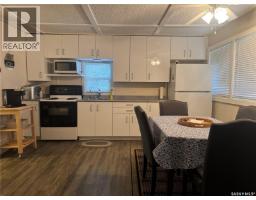 116 Nicoll AVENUE, Regina Beach — photo 4