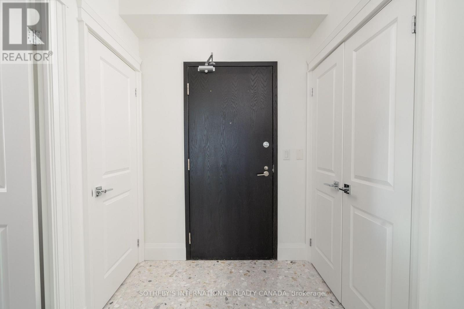 #2902 18 YORKVILLE AVENUE - 4