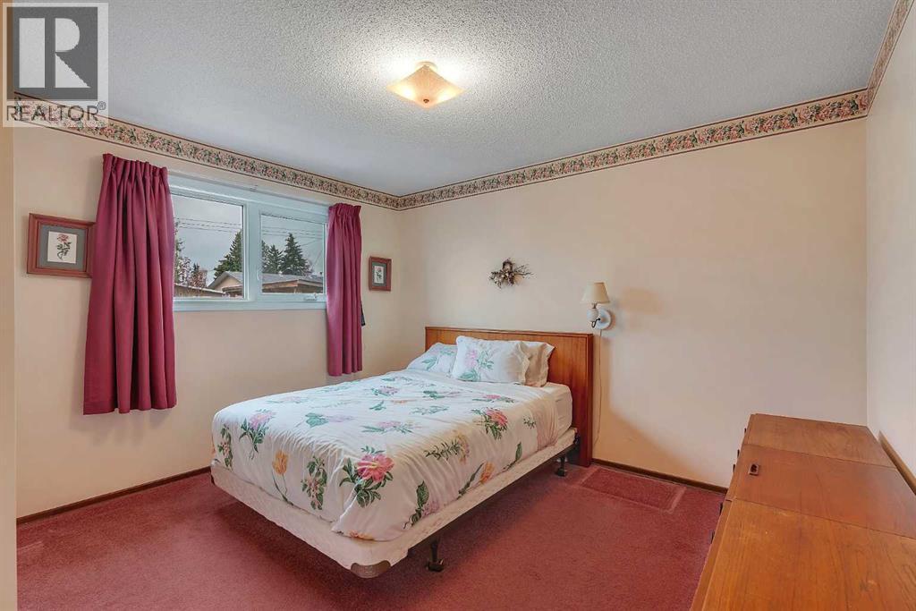 4 Bed, 2 Bath House for Sale in Calgary – 7383 Huntley Road NE, Calgary – MLS# A2355637 - Image 11