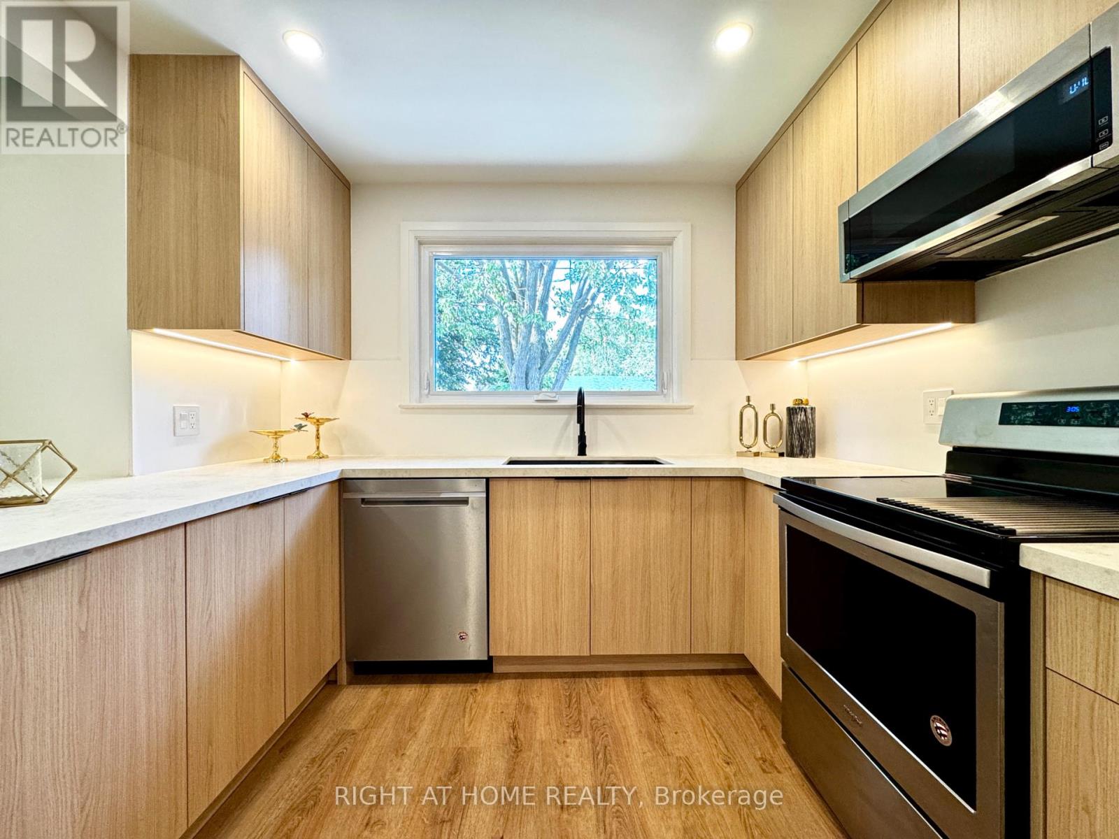 Photo of 246 ZELDA CRESCENT