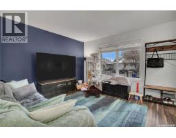 336 W AVENUE S, Saskatoon — photo 4