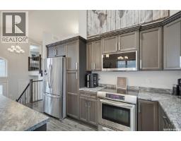 754 HARGREAVES CRESCENT, Saskatoon — photo 8