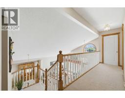 71 Woodpark Close SW, Calgary — photo 17