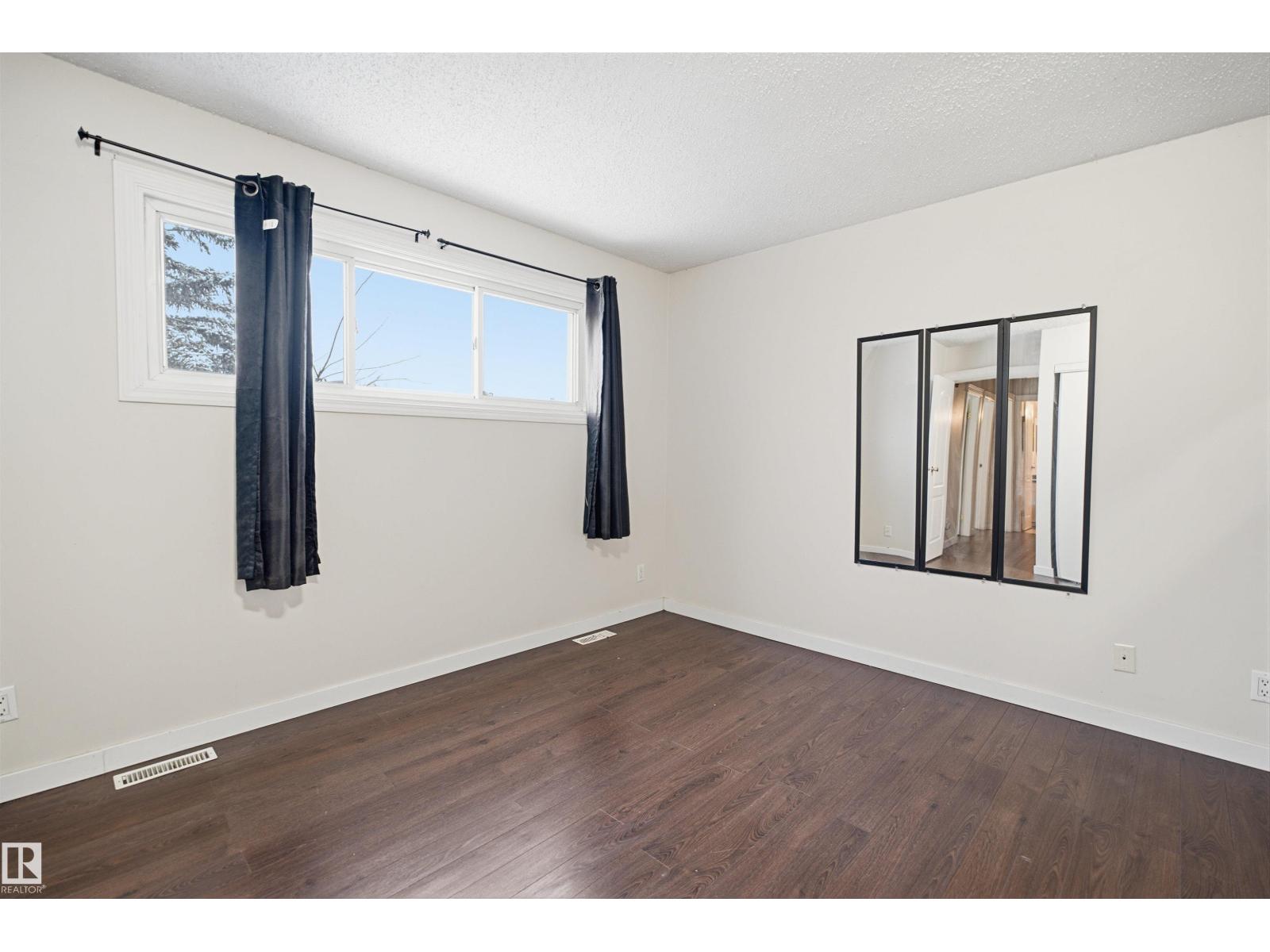 Property photograph 23 for MLS E4514860