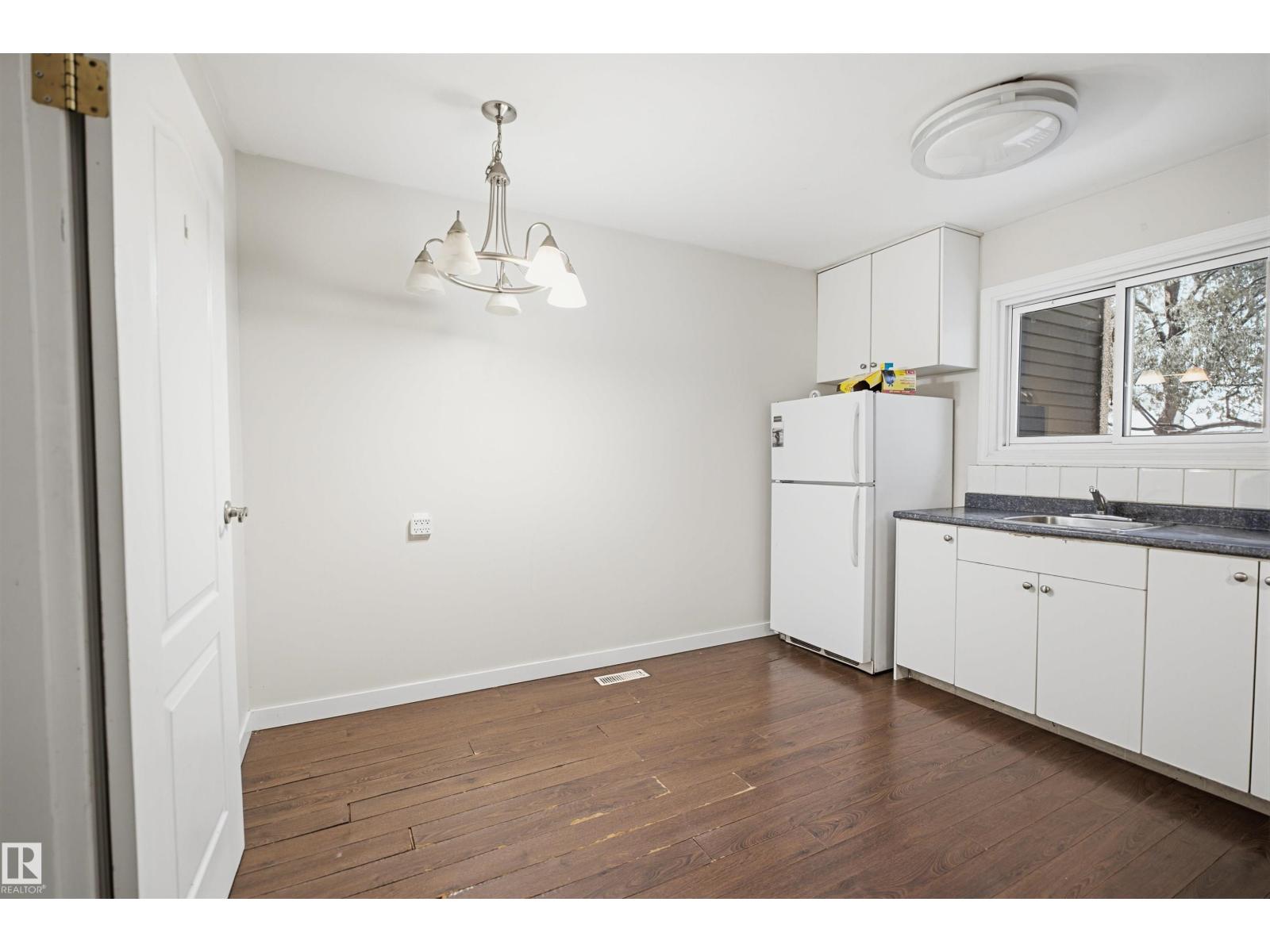 Property photograph 9 for MLS E4514860