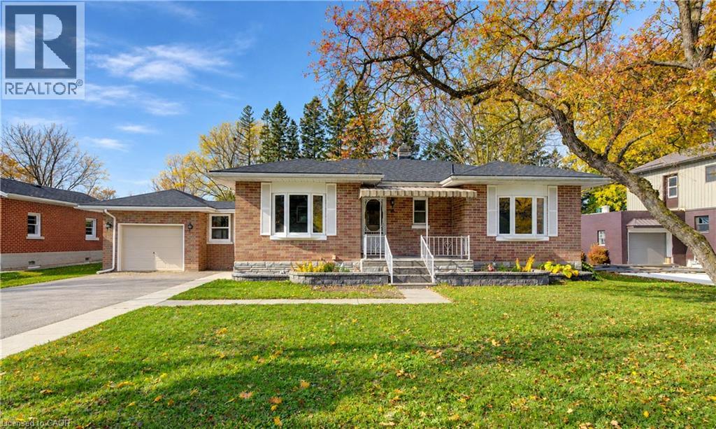 16 Snyder Avenue S, photo 1 of 48