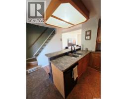 233 Ancona STREET, Esterhazy — photo 17