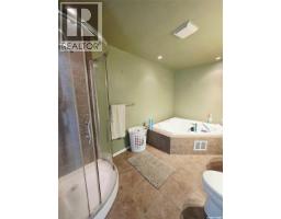 233 Ancona STREET, Esterhazy — photo 8
