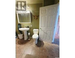 233 Ancona STREET, Esterhazy — photo 9