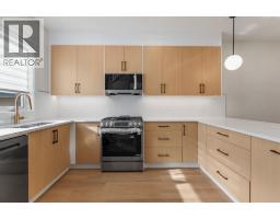 3542 43st, 4318,4320,4322 35 Avenue SW, Calgary — photo 7