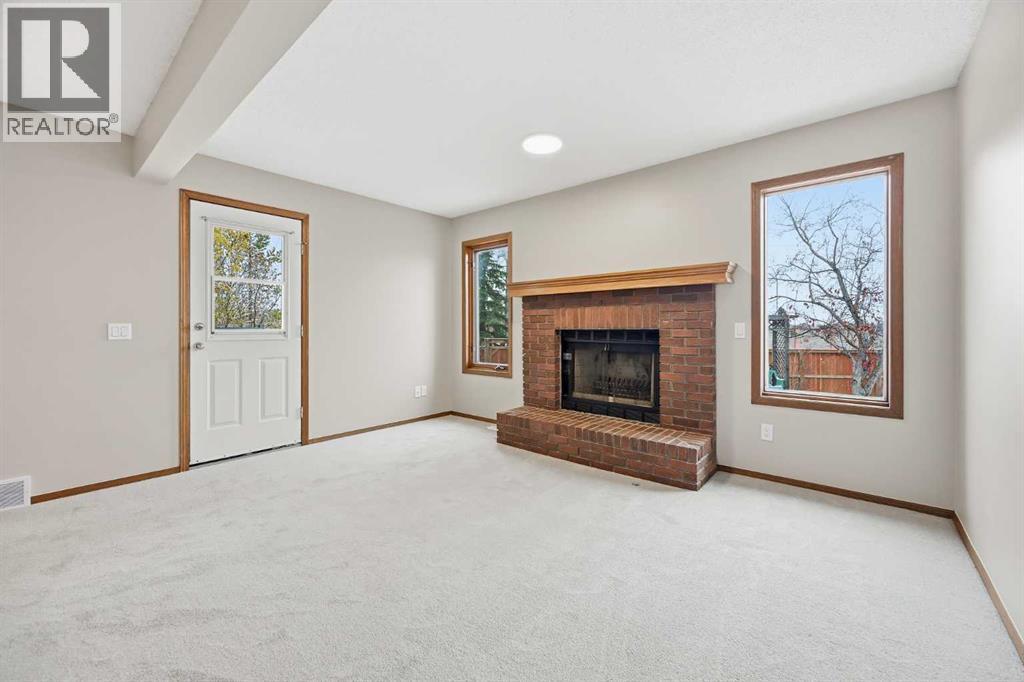 207 Riverside Way SE, Calgary — photo 14
