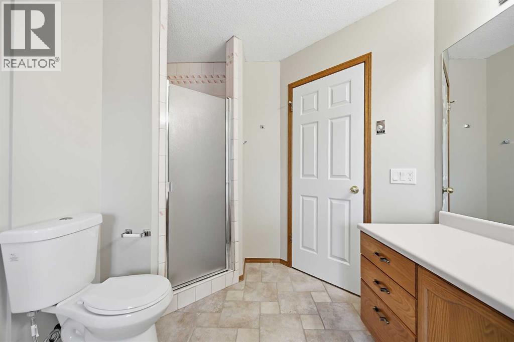 207 Riverside Way SE, Calgary — photo 22