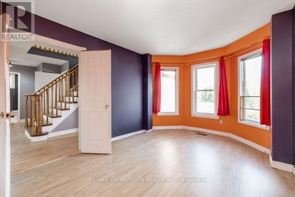 135 Cardinal Street, Barrie photo 14