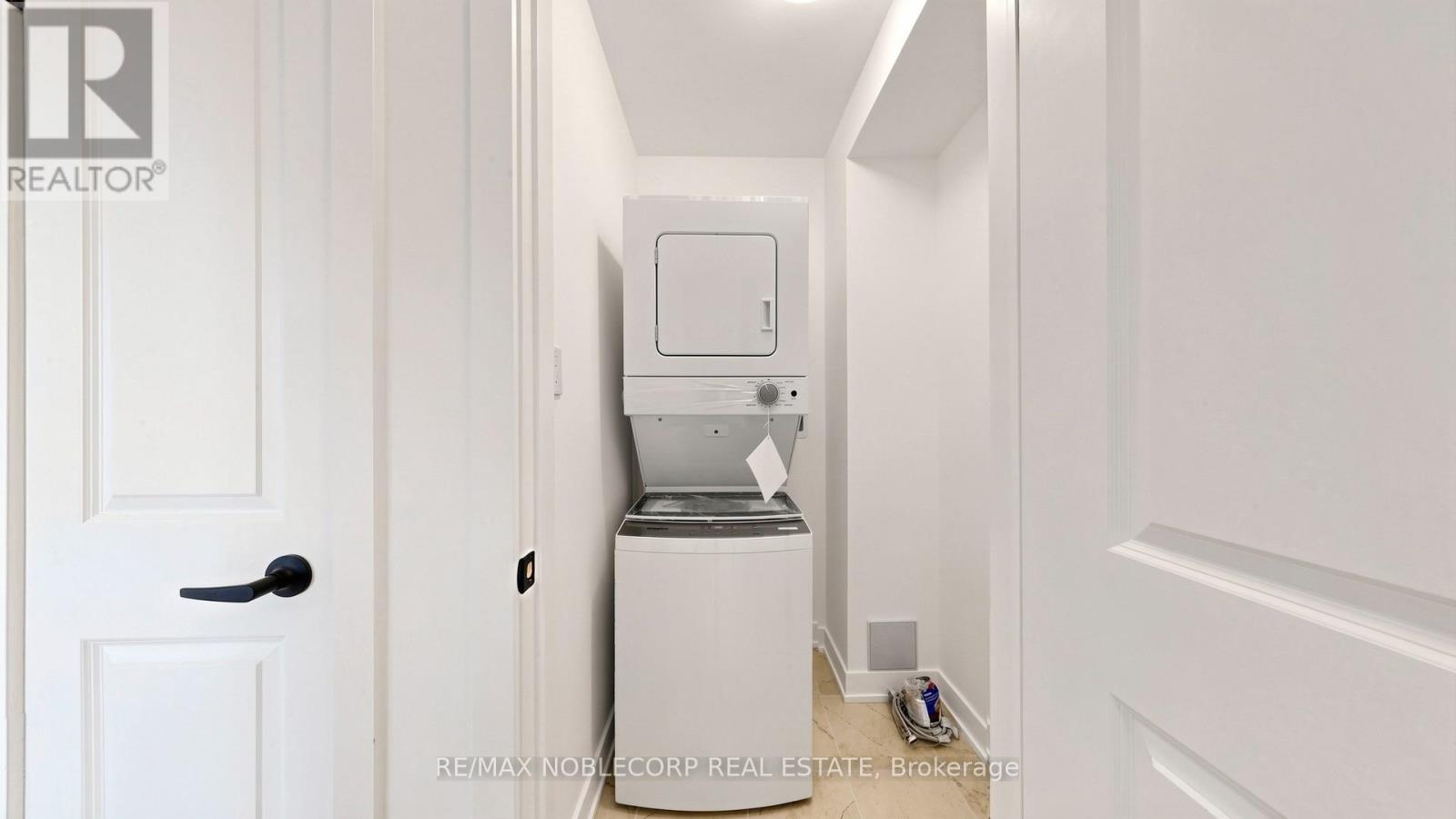 35 Flan Boulevard, Barrie photo 23