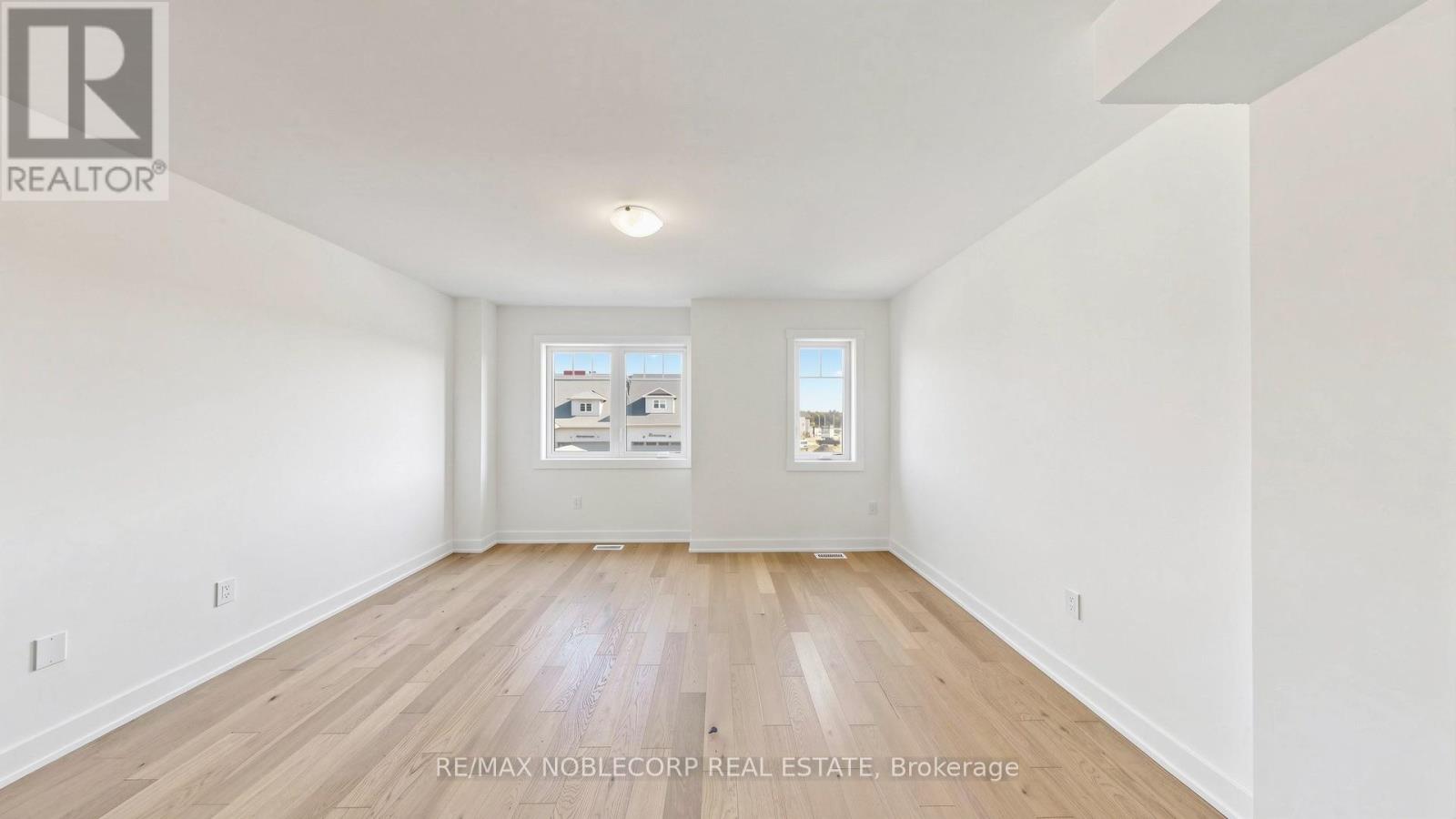 35 Flan Boulevard, Barrie photo 26