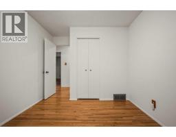 915 Lake Bonavista Drive SE, Calgary — photo 15