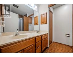 915 Lake Bonavista Drive SE, Calgary — photo 16