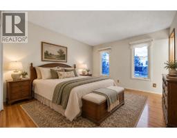 915 Lake Bonavista Drive SE, Calgary — photo 9