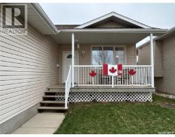 1618 2nd STREET, Estevan — photo 2