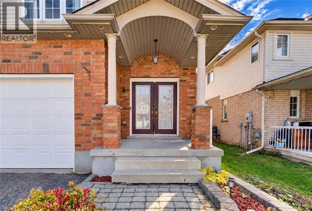 233 OPRINGTON Place — photo 3