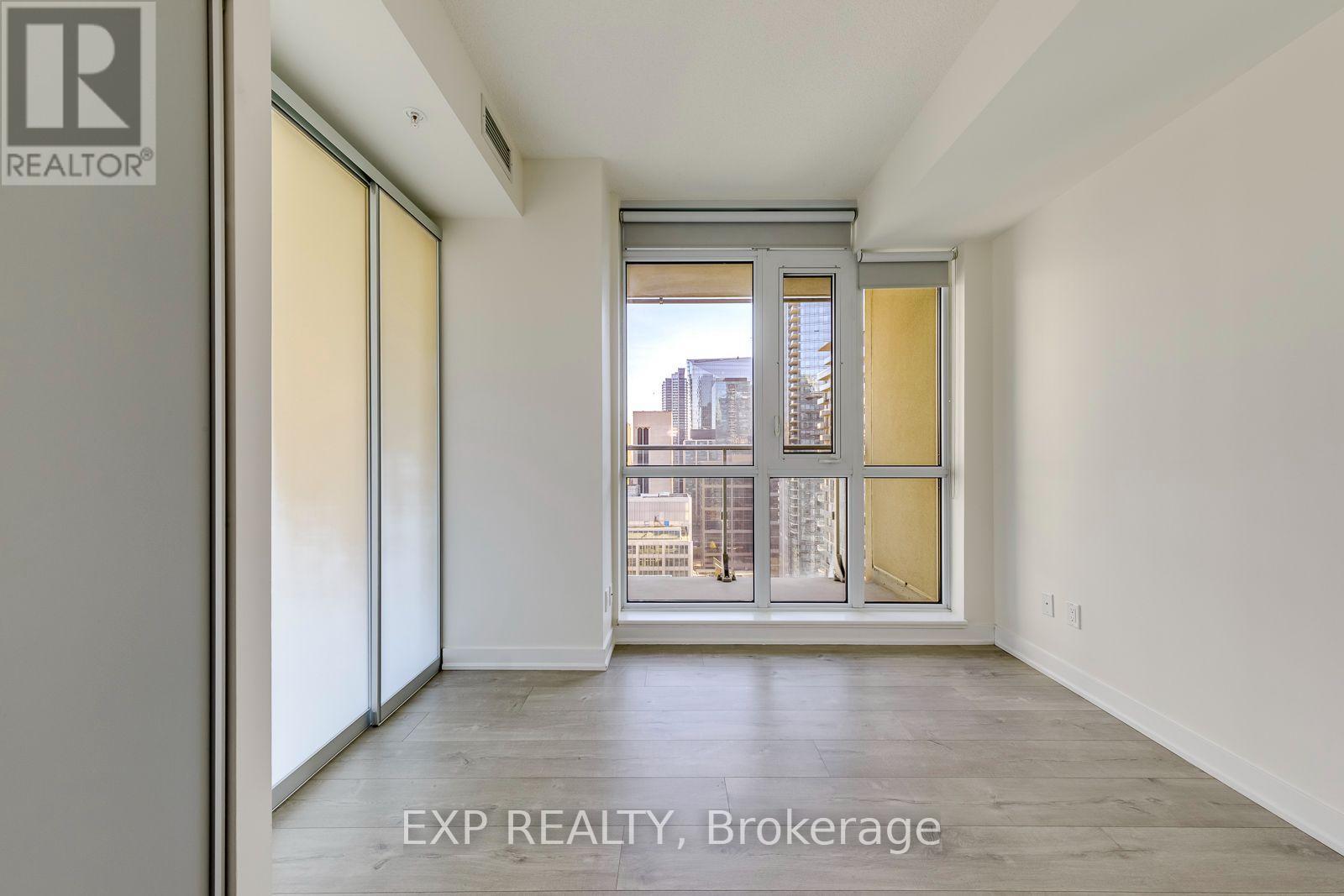 #2702 30 NELSON STREET - 25