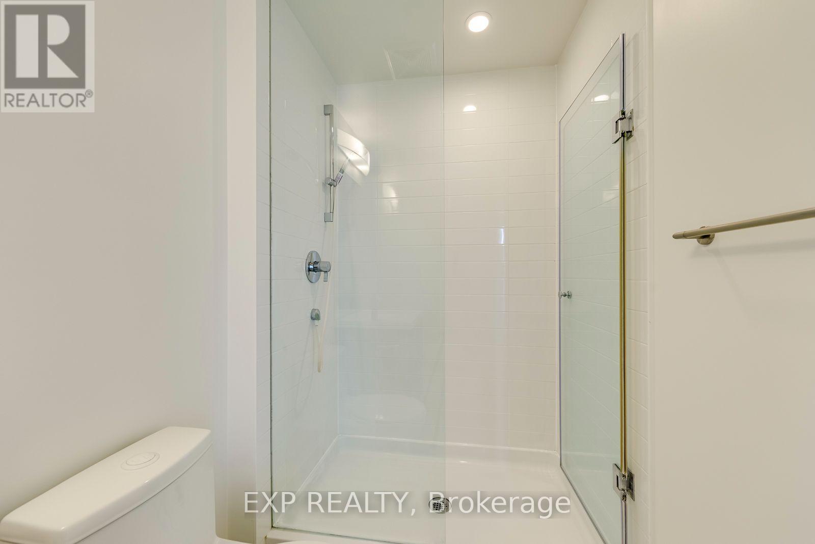 #2702 30 NELSON STREET - 28