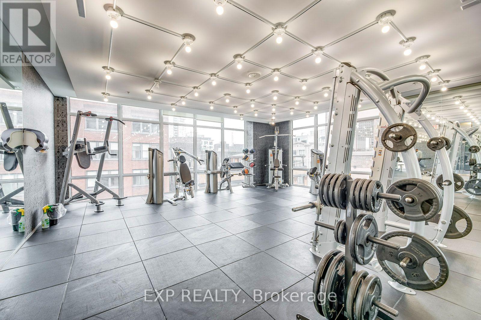 #2702 30 NELSON STREET - 34