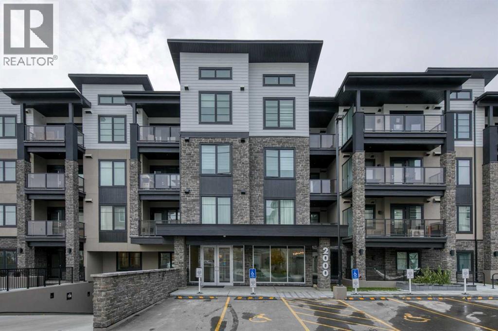 2402, 2117 81 Street SW, Calgary, Alberta, T3H6H5