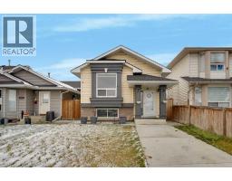172 Martinwood Way NE, Calgary