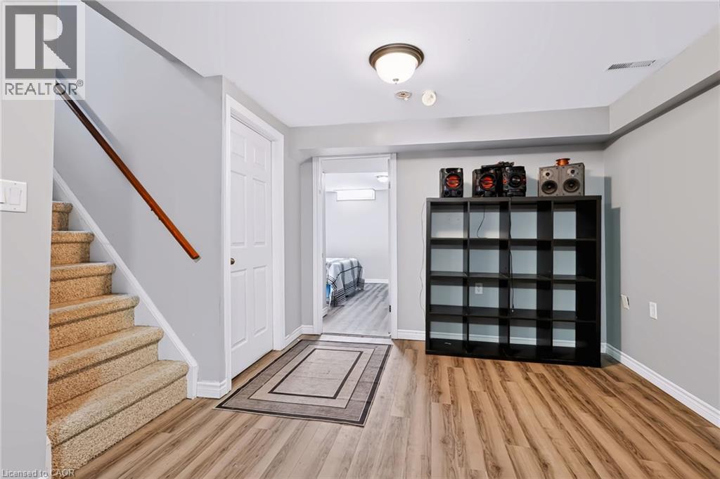 1334 SYCAMORE Drive - 21