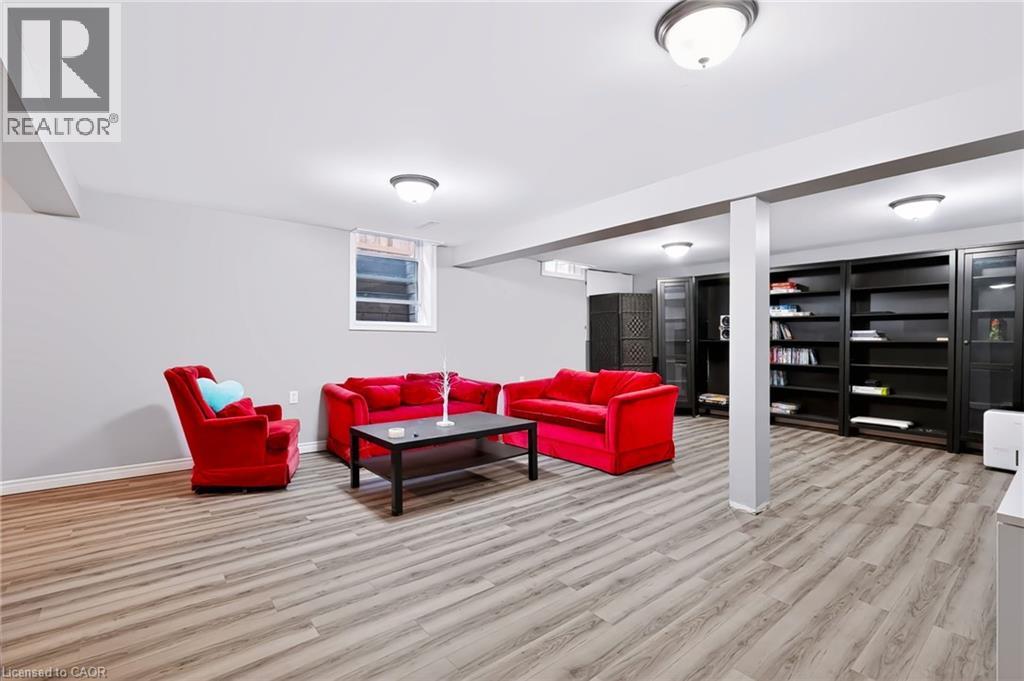1334 SYCAMORE Drive - 25