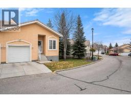 19 Scimitar Heath NW, Calgary — photo 2