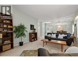 19 Scimitar Heath NW, Calgary — photo 5