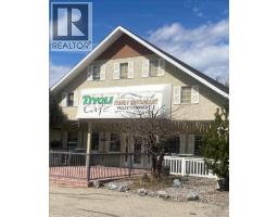 1916 10 Avenue, Spruce View